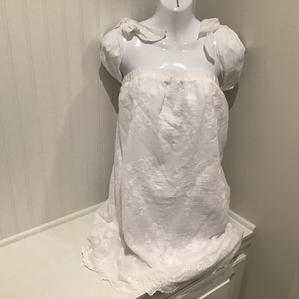 Dress Junior’s Large White Nwt $59